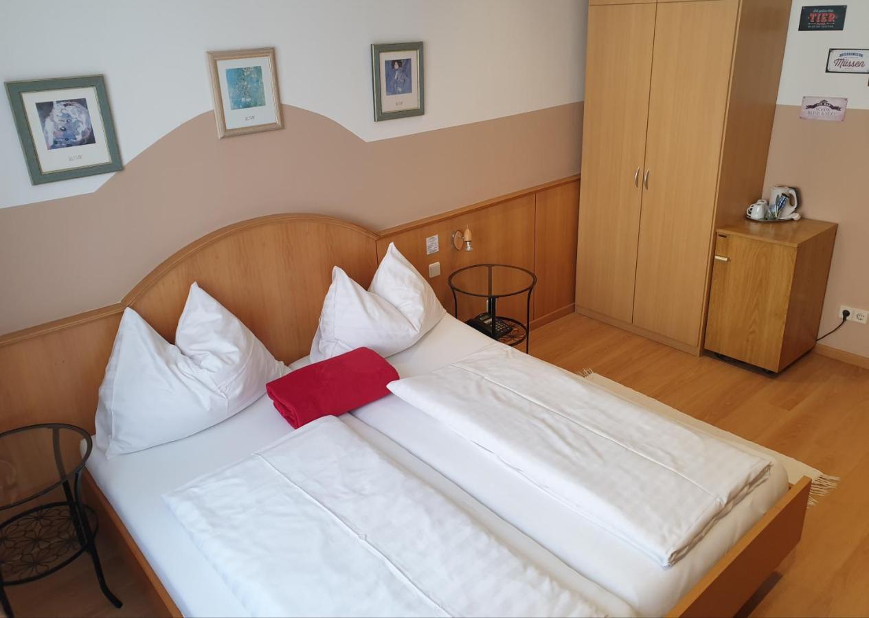 קלוסטרניובורג Hotel Pension Alte Muehle מראה חיצוני תמונה