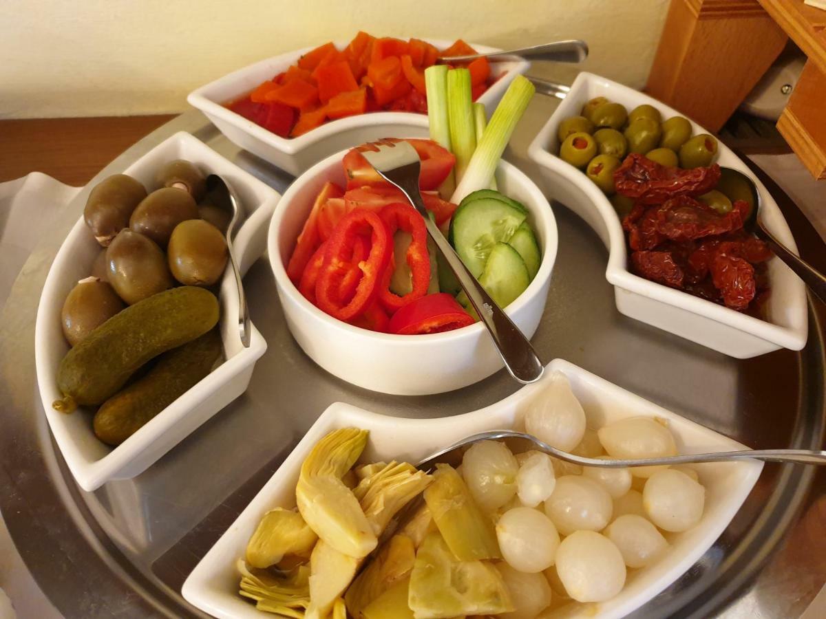 קלוסטרניובורג Hotel Pension Alte Muehle מראה חיצוני תמונה